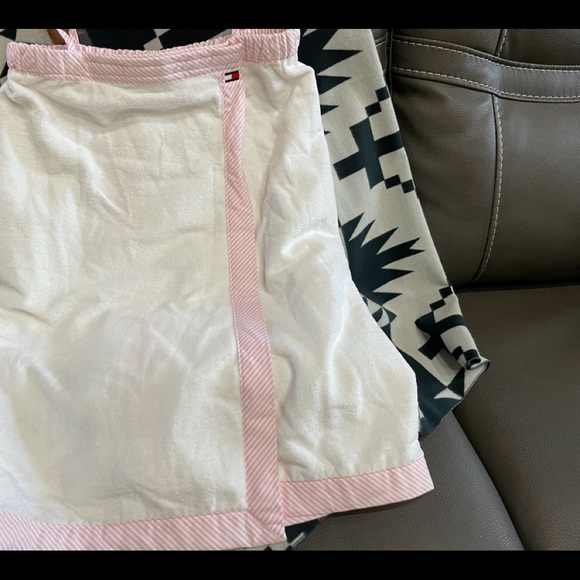 Tommy Hilfiger Swimwear cover up - Picture 2 of 2